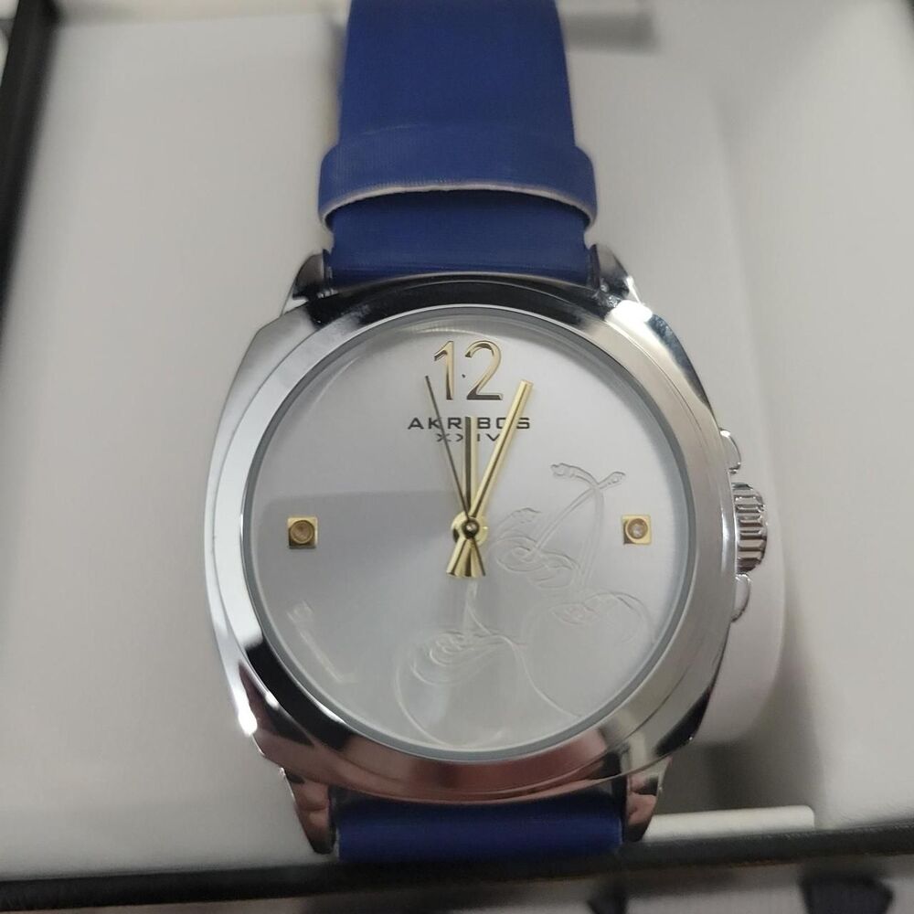 No-brand Women's Blue and Silver Watch